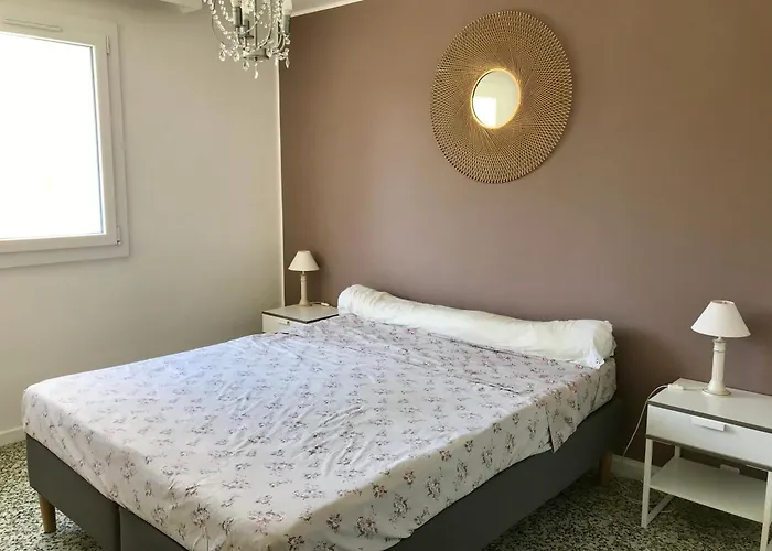 Grand Proche Avec Wifi 아파트 *